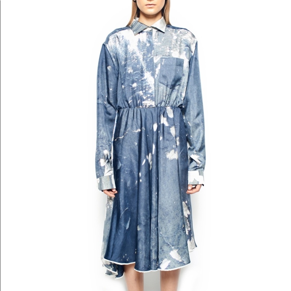 Printed Batwing Shirt Dress - Picture 2 of 4